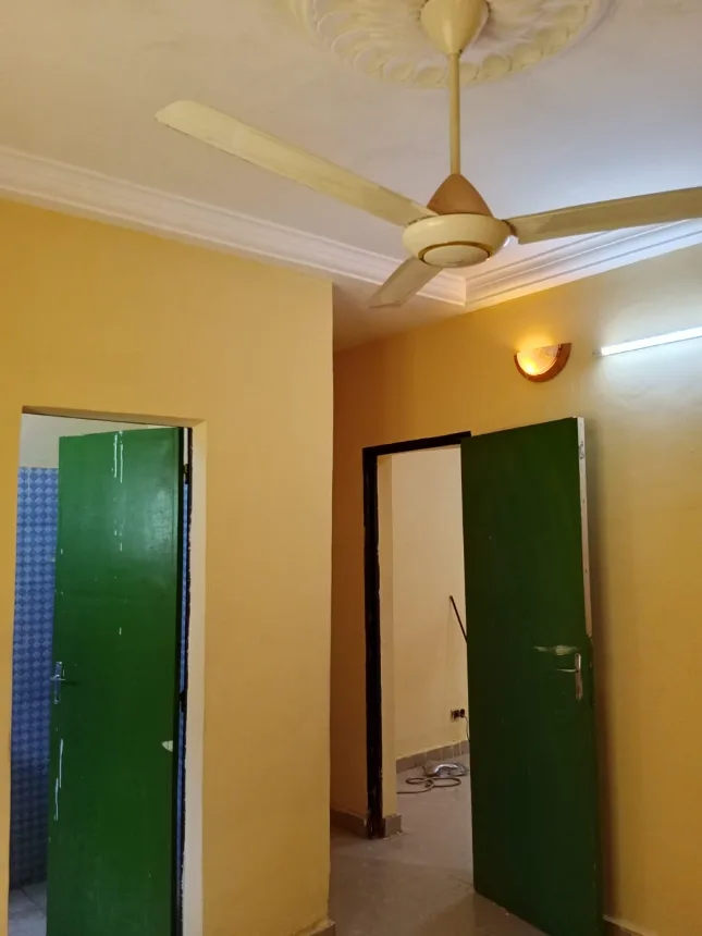 Une mini villa deux chambre salon douce interne cuisine interne bonheur ville